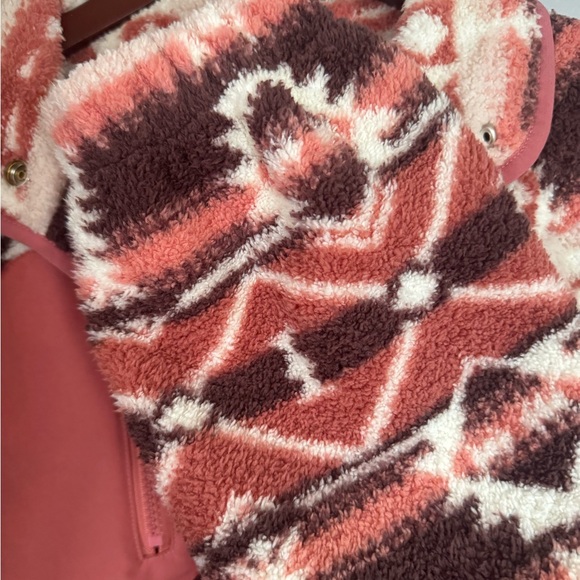 Aztec Pattern Fleece Jacket - Picture 3 of 3